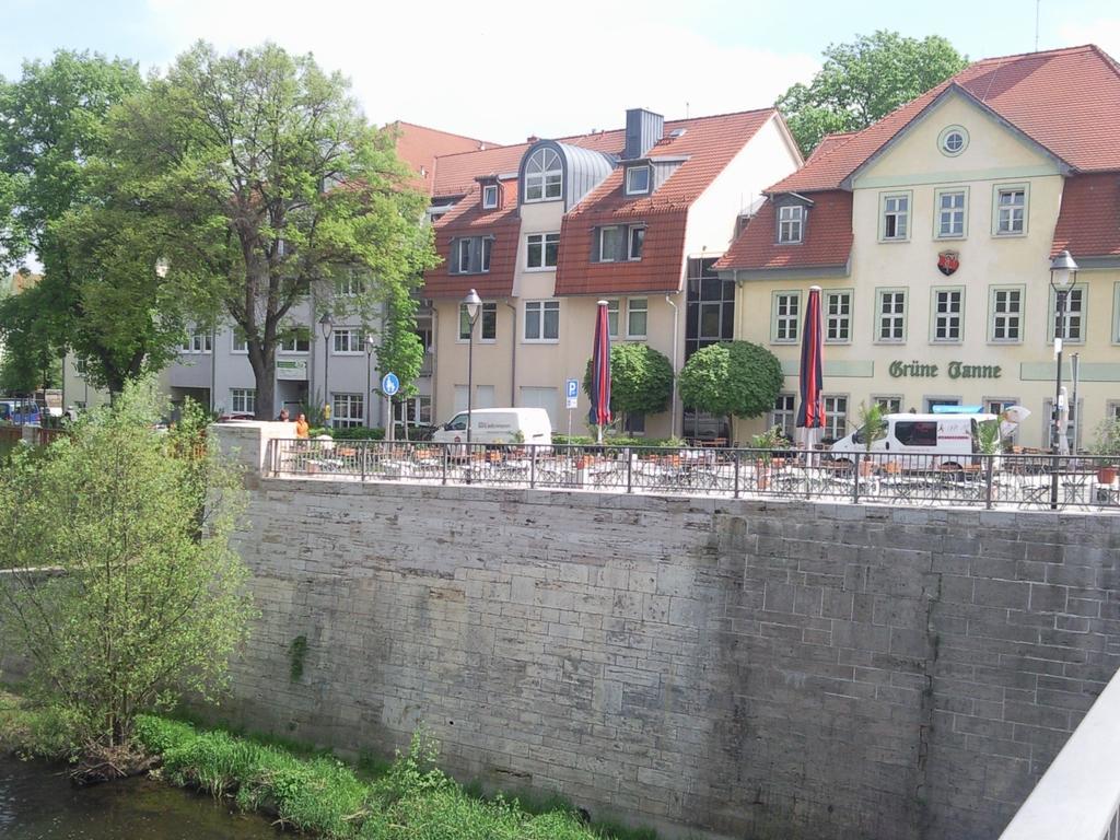 Ferienwohnung Friedrich Schiller, 2 Schlafzimmer, Balkon,Kostenloses Wifi, Naehe Zentrum, Jena Exterior photo